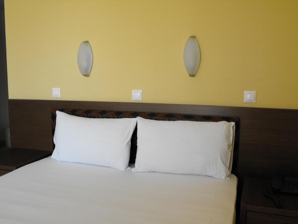 Grand Platon Hotel Olympiakí Aktí Bilik gambar